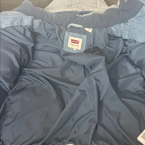 Levi's women denim Hooded Puffer Jacket - Picture 8 of 11